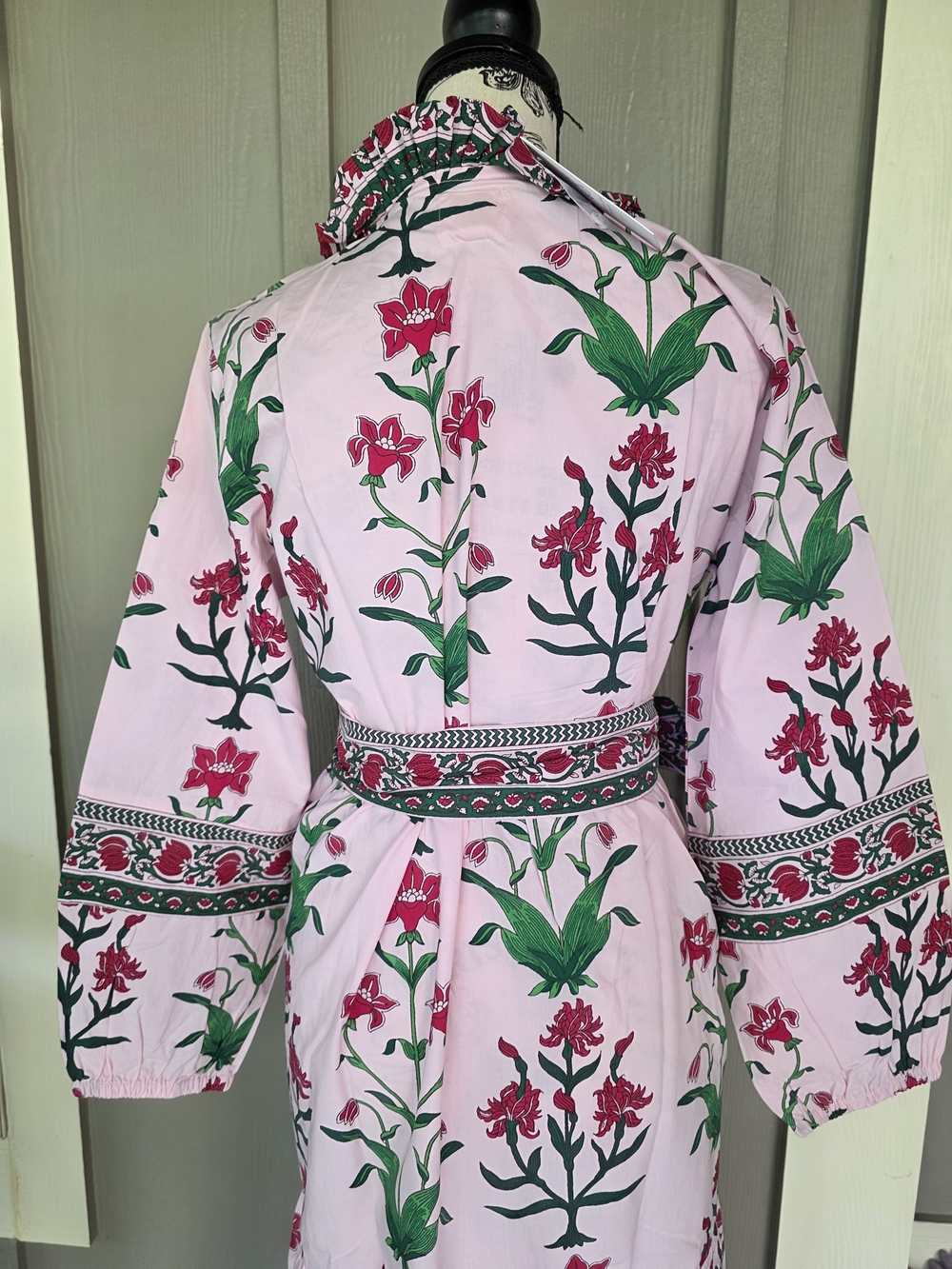 Elegant Southern Pink Floral Maxi Dress with Belt-NWT - Picture 7 of 10